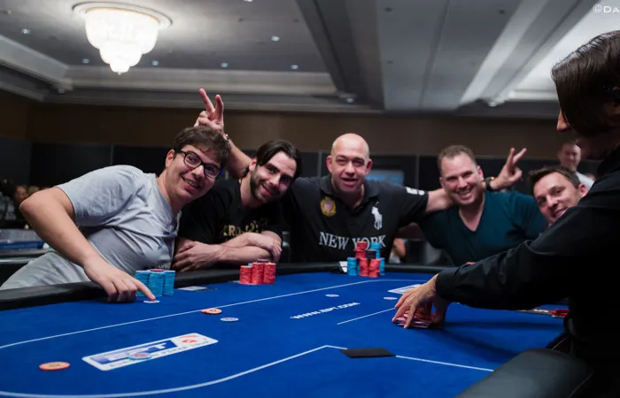 Super High Roller EPT Barcelone : Daniel Colman encore en table finale !