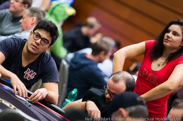 Dans La Tête D'un Pro : Pierre Calamusa à la conquête de Prague (épisode 7) 0001