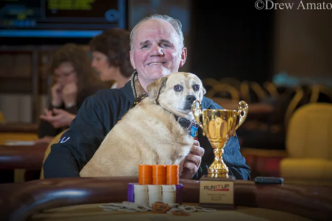 Champion Steve Nevius and his dog Scuba