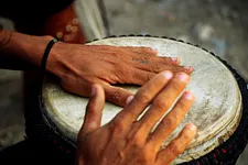 Stratégie Poker : Changer de rythme pour rester imprévisible