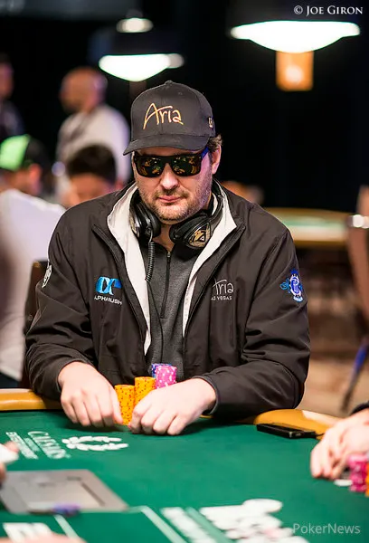 WSOP 2014: Galfond, Hellmuth e Merson na Luta por Braceletes 102