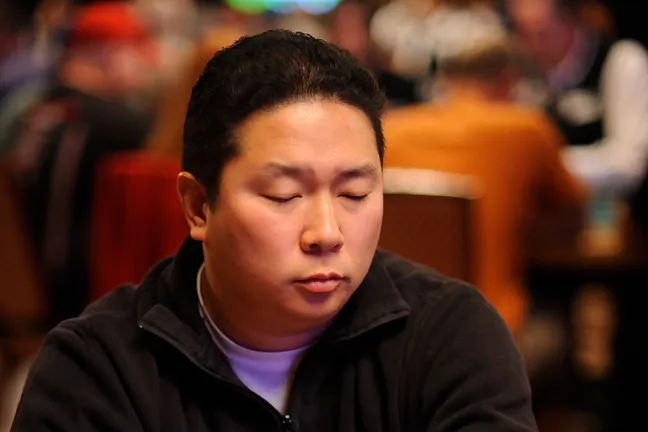 Bernard Lee (Day 1b) is flirting with a 200K stack