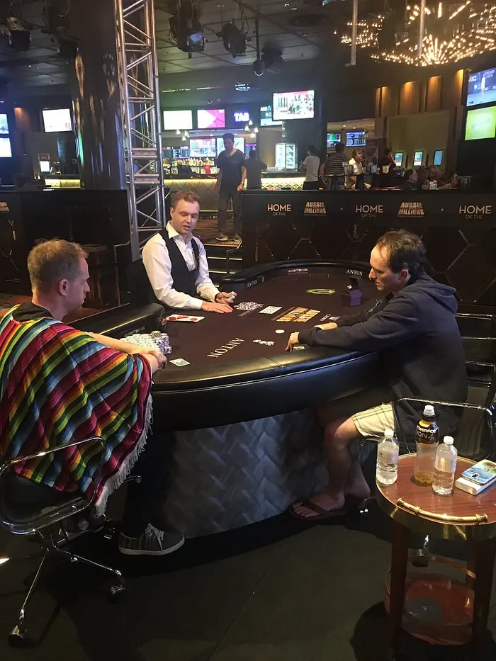 Non, Michael Gathy n'a pas sorti le poncho que pour la photo de la gagne !