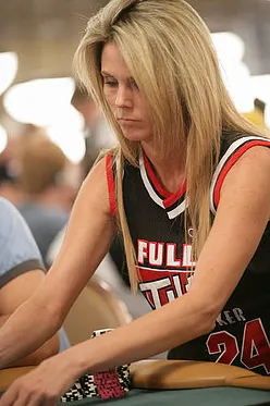 Team FullTilt - Clonie Gowen attaque Full Tilt Poker en justice