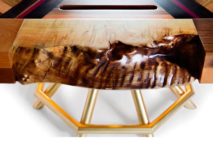 Table poker all in akke