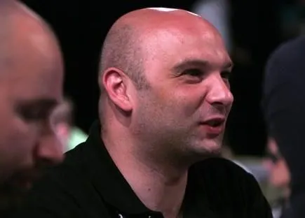 WSOPE 2011 - Evento #2 - Miguel Madjer Barbosa no Dia 2 0001