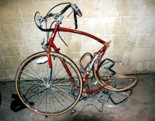 SuperStar Showdown - Isildur1 renvoie Tony G 