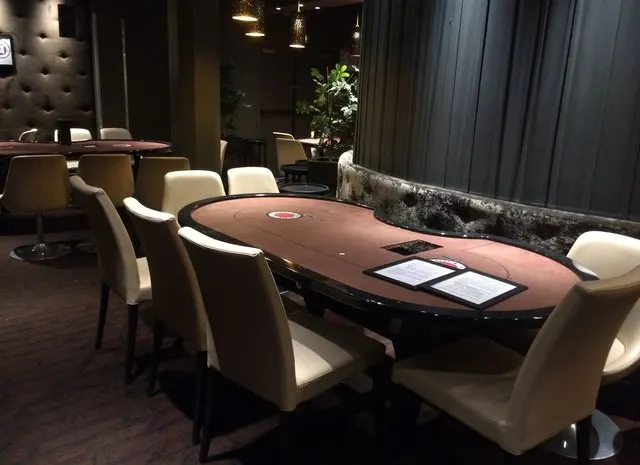 Cercle Cadet : tout doit disparaître ! 0001