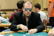 Ruiné, un joueur met un nouveau bracelet aux enchères sur eBay