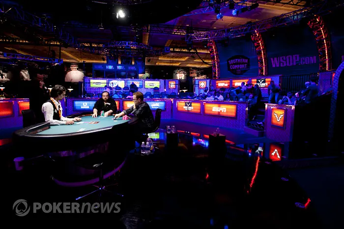 WSOP Week in Photos: Phil Ivey Gets Close (Twice), Phil Hellmuth Gets Twelve 112