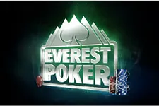 Everest Poker : Freeroll multi-entrée 2.000€ et 100k€ garantis pour les Rocket Series