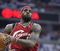 Lebron James, un gigante del basket que también juega al poker 0001