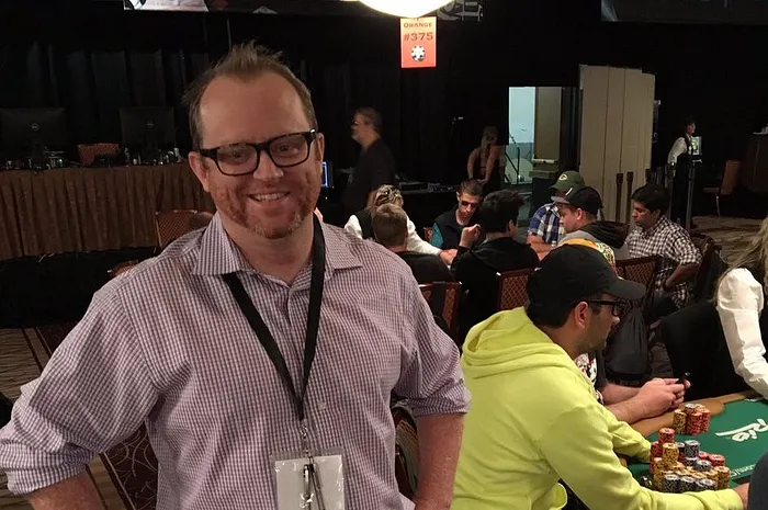 Prop Bet : Il porte la même chemise durant 365 jours, Antonio Esfandiari lui donne 8.000$ 0001