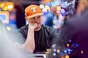 Bad beat insana e 12 entradas: o trágico fim de "Texas Mike" no Main Event da WSOPE