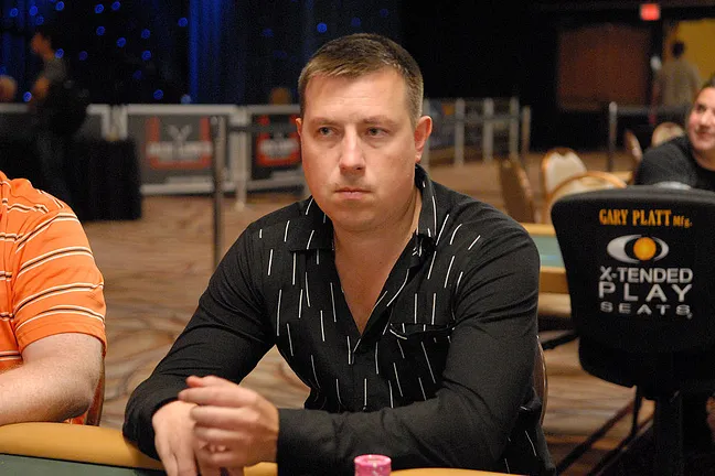 Vladimir Schmelev chip leader