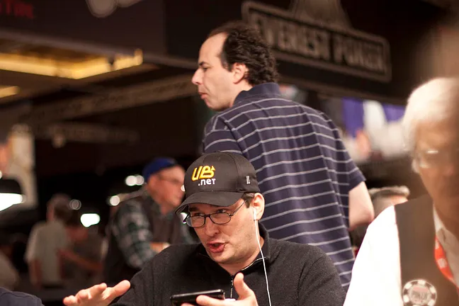 Phil Hellmuth getting it done!
