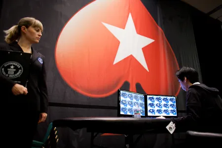 Record du monde poker : Randy nanonoko Lew joue 23.493 mains en 8 heures