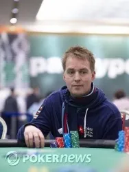 Irish Poker Open 2010 - Jour 2 : Flood, de la tête et des épaules 101