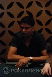 Raj Ramakrishnan busts out of the 2009 PokerNews Cup for the second time