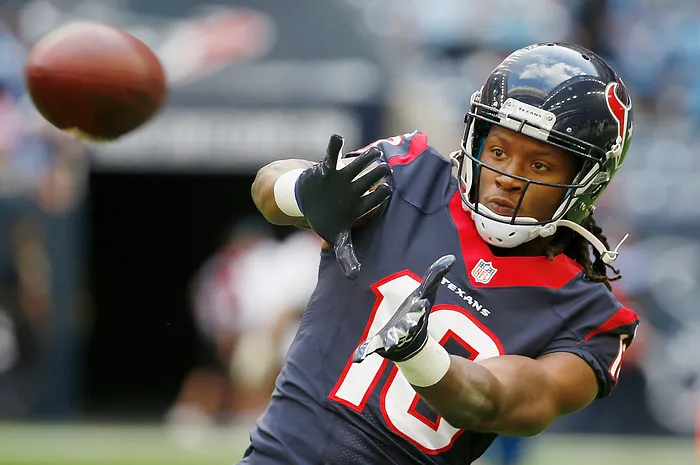 NFL Week 16: The Best DFS Plays and Betting Picks 0001