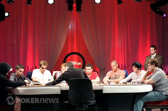 WSOPE 2011 Main Event (Jour 4) : Elio Fox chipleader de la finale 101