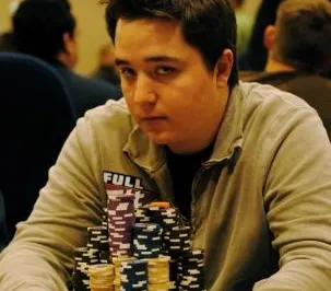 PokerStars.net NAPT Mohegan Sun Day 2: Morgan Climbs to the Top 0001