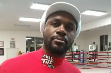 People Poker : FullTilt recrute le boxeur poids lourd Audley Harrison 0001