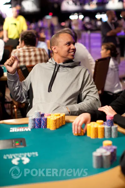All Mucked Up: 2012 World Series of Poker Day 23 Live Blog 118