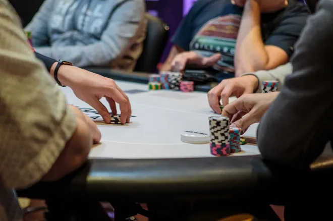 10 Tips for Sit & Go Success: Middle Stage Strategy