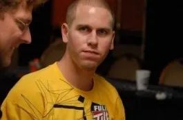 Nightly Turbo : Artes Marciais Mistas, Rappers do Poker, e Rappers a Jogar Poker 0001