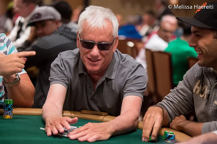 WSOP 2014: Actor James Woods Levado de Urgência para o Hospital 0001