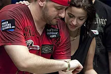 Résultats poker online : le joyeux noël de 'Miss Grinder' Lily Mizrachi