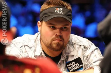 Table finale Main Event WSOP 2010 (vidéo poker) : Jason Senti, 7ème (1.356.720$)