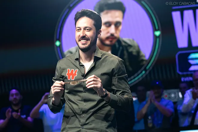 Adrian Mateos