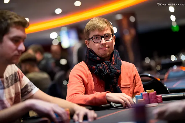 Mateusz Rypulak chases down the Golden Chip £100,000 Last Longer
