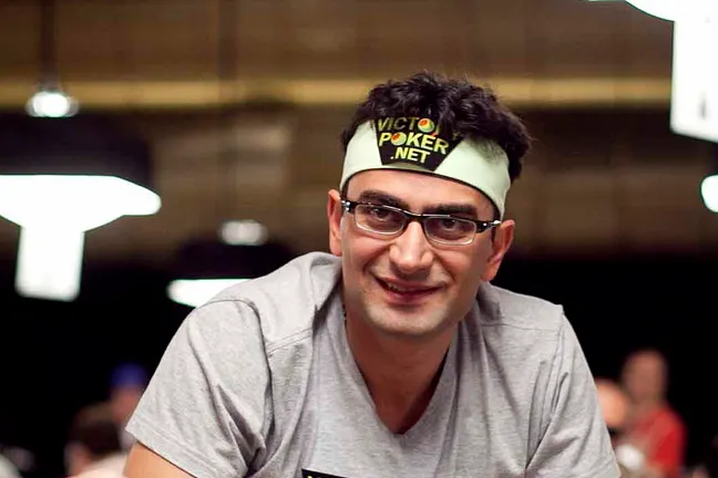Esfandiari loves some Lodden thinks!