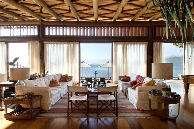 Ganhou a FT das WSOP ou o Euromilhões e Não sabe o Que Fazer ao Dinheiro? 101