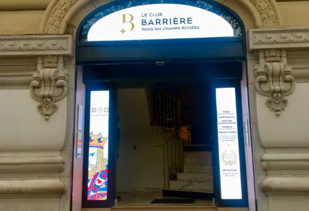 Entrée Club Barrière Paris