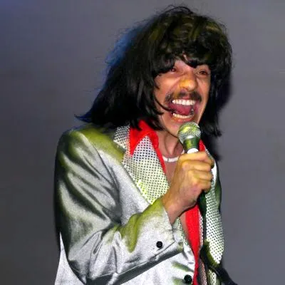 Flash Musical Gratis:  Mejor solo que mal acompañado. 0001