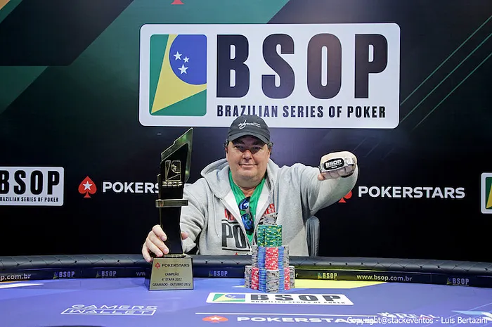 Silvio Feiber é o grande campeão do Main Event do BSOP Gramado