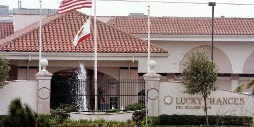 Salles de Poker : Le « Lucky Chances » à Colma (San Francisco), Californie 0001