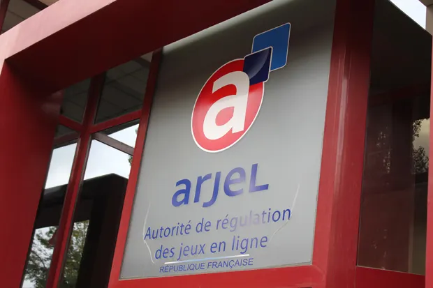 Rapport de l'ARJEL : le cash game poursuit son repli et les SNG Jackpot explosent 0001