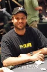 The ruggedly handsome CEO of Poker News... Damon Rasheed