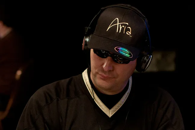 Do Not Anger Phil Hellmuth (Event # 16)...You Won't Like Him When He's Angry