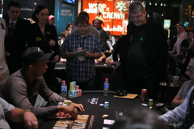 Phil Ivey busts Gary Benson on the bubble of the 2013 Aussie Millions Main Event.