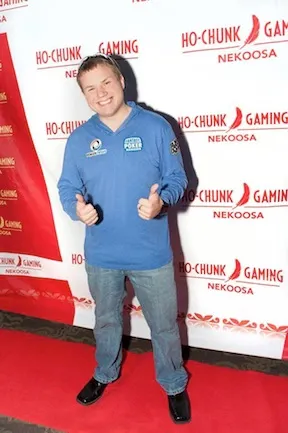 Hold’em with Holloway, Vol. 3: Throttle Back Before You End Up Punting 101