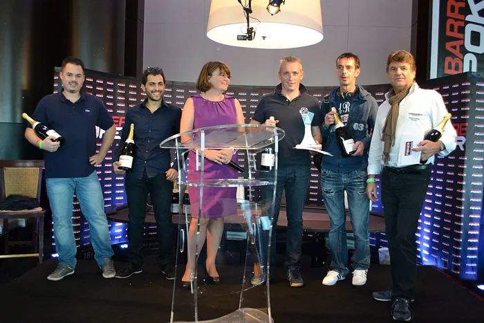 Claude Metais à droite et au centre Jean Montury aux côtés de Lucille Denos