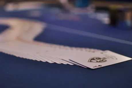 Poker Live : Que faire si trop de cartes sont distribuées ?