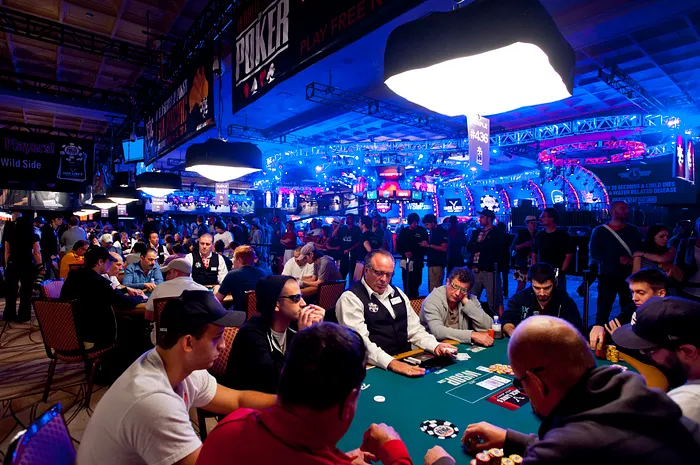 WSOP - Jour 36 : Canicule à Las Vegas et pluie de places payées tricolores 0001