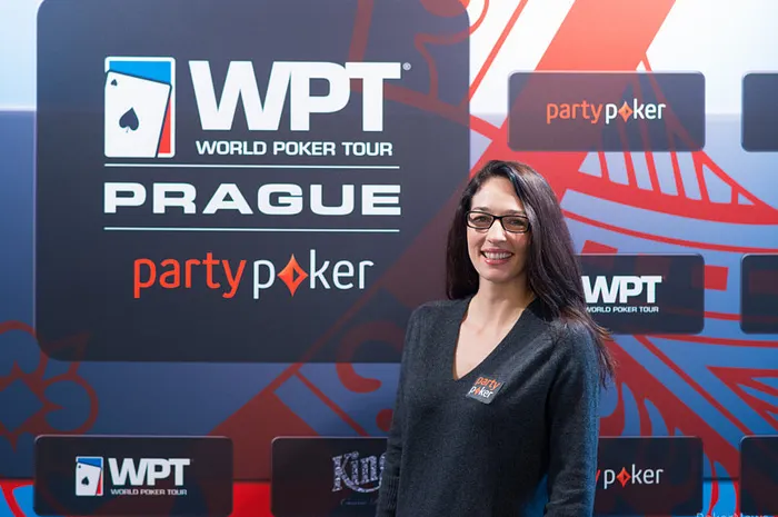 Brèves Poker : une vidéo, le mercato, un revenant